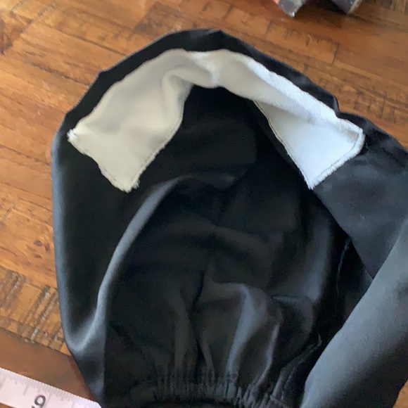 ONE new bonnet head covering - Picture 10 of 10